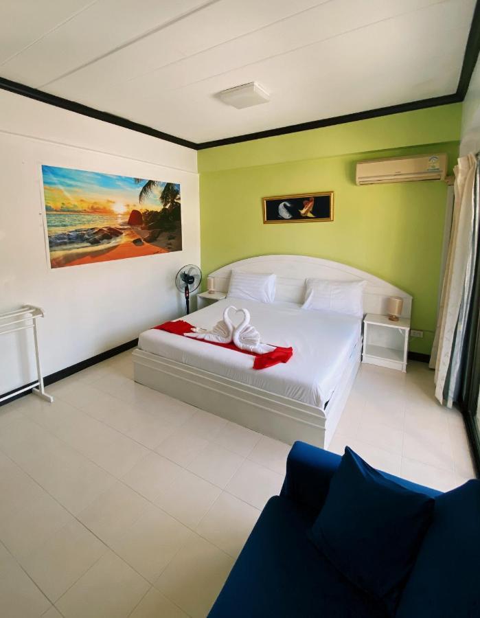 Holidays House Karon Exterior photo